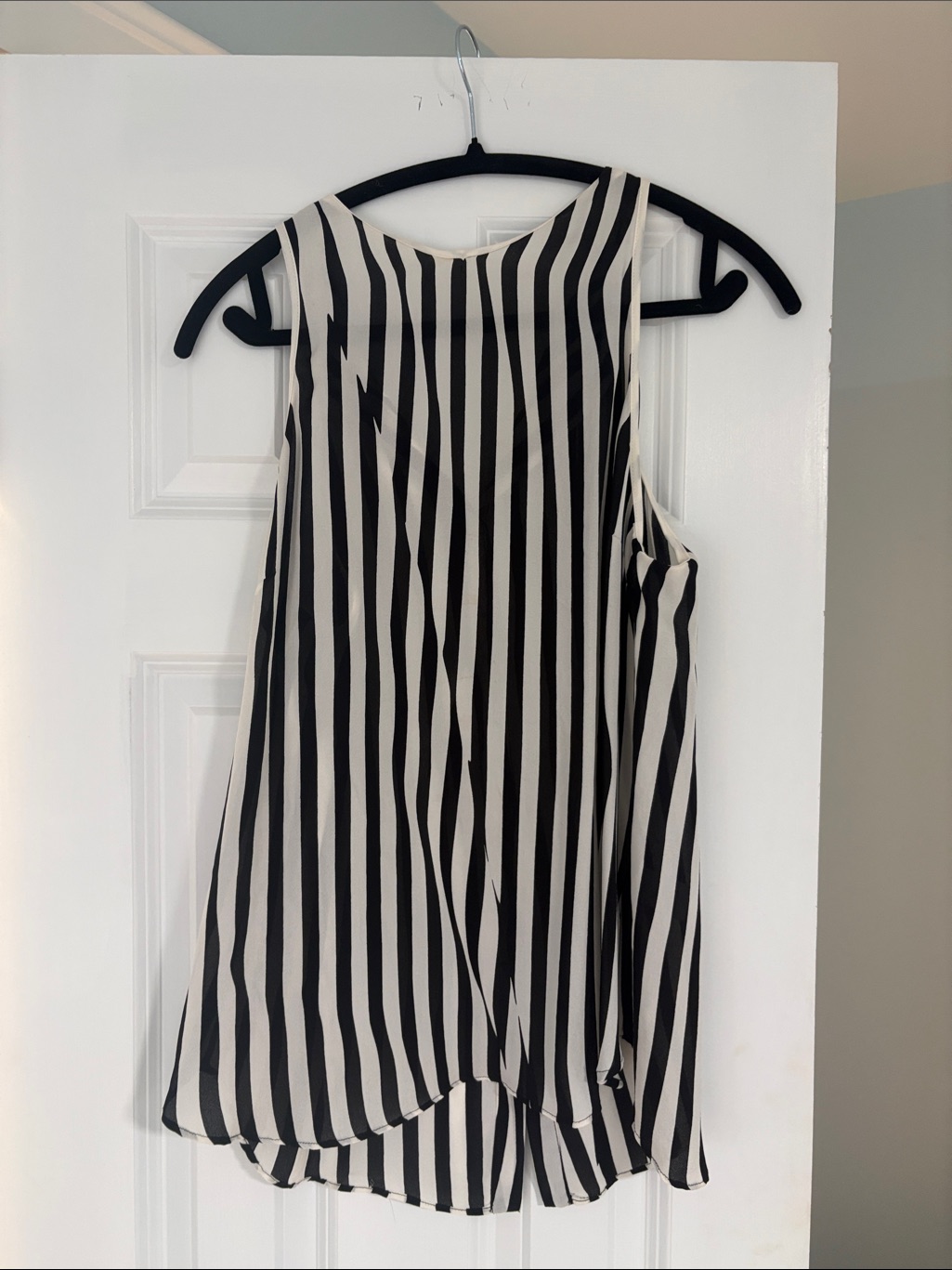 A.L.C Size L Silk, Black And White Tank